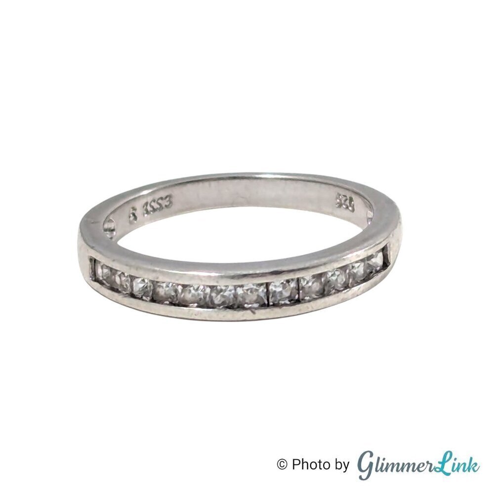 Esse CZ Crystal 925 Sterling Silver Band Ring Sz 8.25